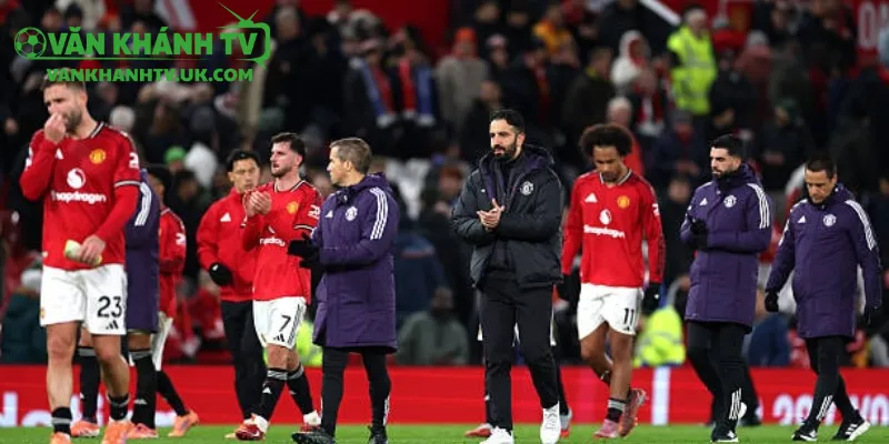 Điểm yếu cánh trái Man Utd ảnh hưởng lâu dài đến hiệu quả lối chơi