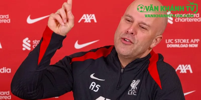 Arne Slot giải thích việc loại Joe Gomez, Liverpool cần khôi phục phong độ